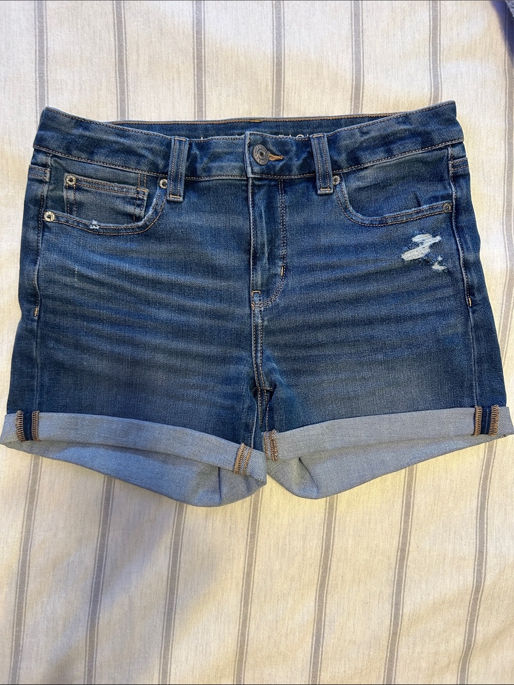 American Eagle Midi Women's Jean Shorts size 10